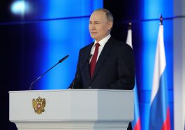 Владимир Путин расширил перечень мер соцподдержки и назначил маткапитал за первенцев